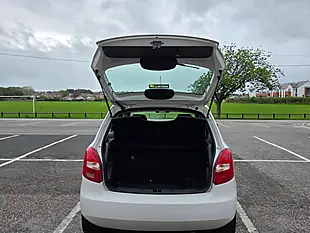 Used 2010 Skoda Fabia Se White - Interior and Exterior details 17