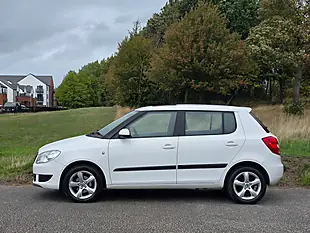 Used 2010 Skoda Fabia Se White - Interior and Exterior details 4