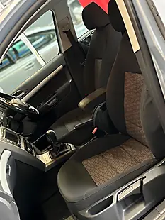 Used 2010 Skoda Octavia Blue - Interior and Exterior details 18