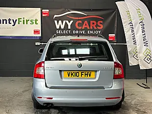 Used 2010 Skoda Octavia Blue - Interior and Exterior details 9