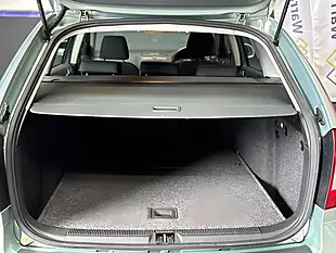 Used 2010 Skoda Octavia Elegance Green - Interior and Exterior details 12