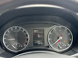 Used 2010 Skoda Octavia Elegance Green - Interior and Exterior details 15