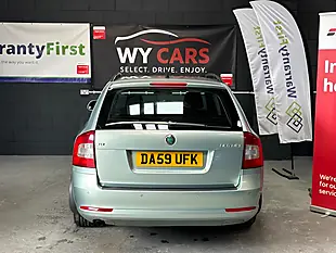 Used 2010 Skoda Octavia Elegance Green - Interior and Exterior details 6