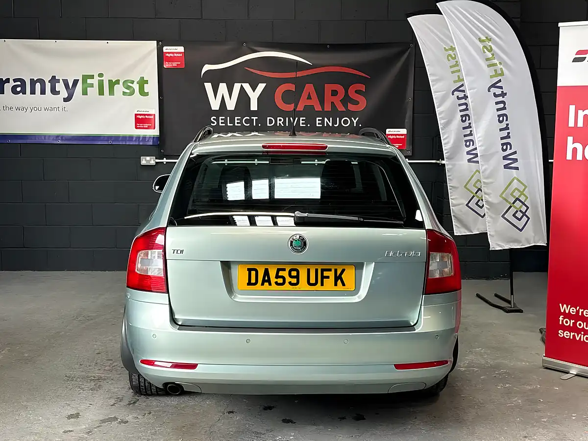 Used 2010 Skoda Octavia Elegance Green - Interior and Exterior details 6