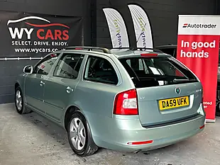 Used 2010 Skoda Octavia Elegance Green - Interior and Exterior details 9