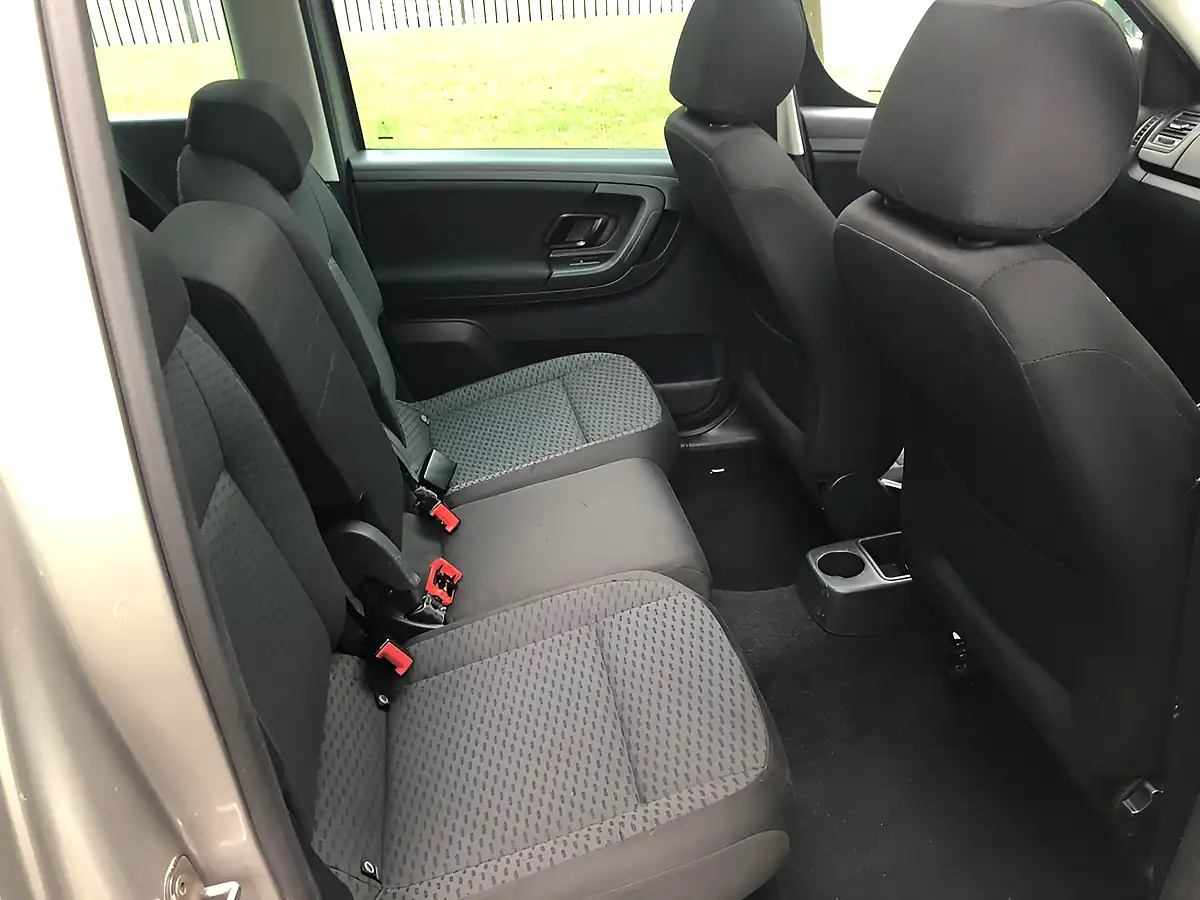 Used 2010 Skoda Roomster Se Beige - Interior and Exterior details 15