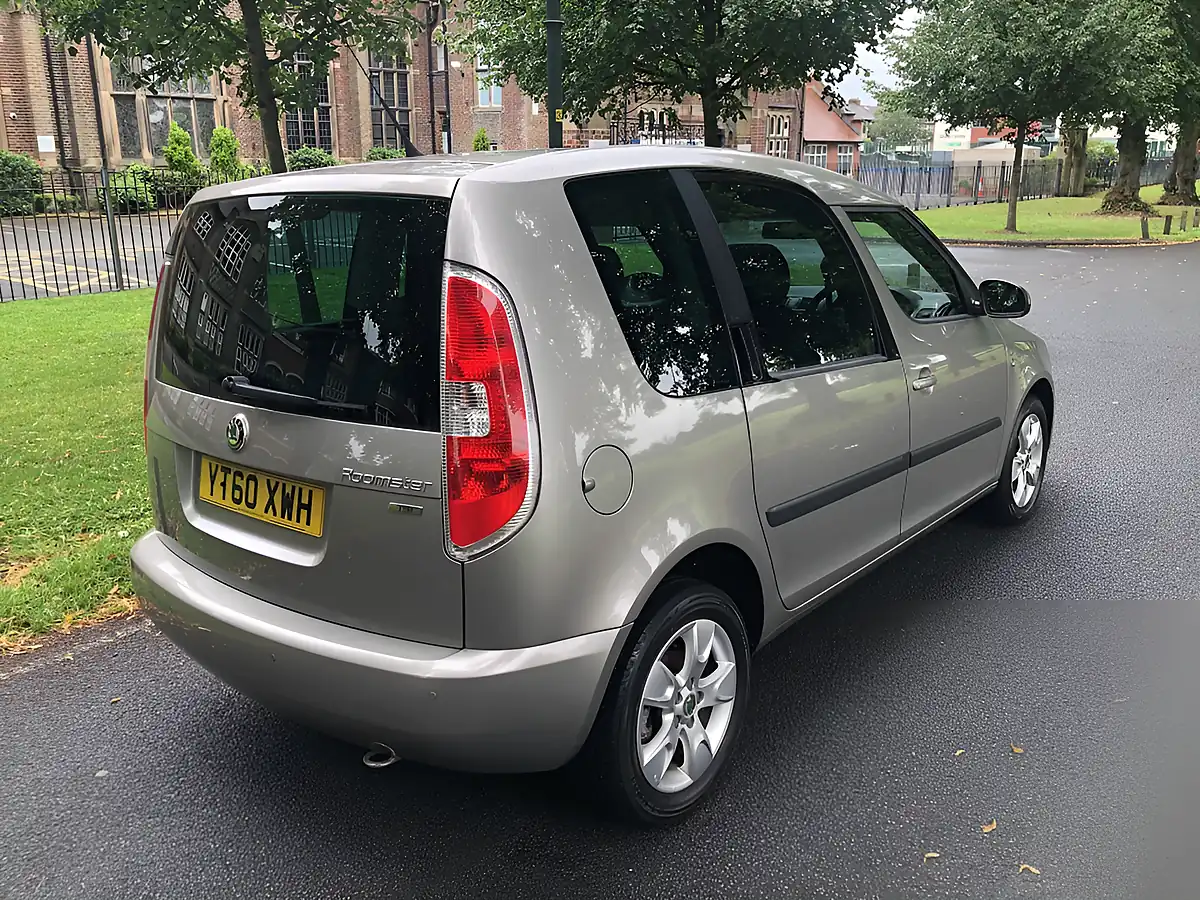 Used 2010 Skoda Roomster Se Beige - Interior and Exterior details 4