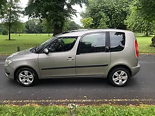 Used 2010 Skoda Roomster Se Beige - Interior and Exterior details 8
