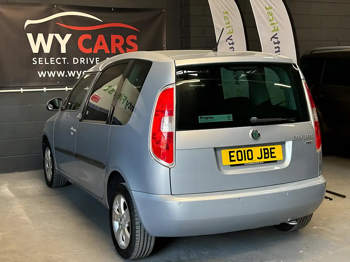 Used 2010 Skoda Roomster Se Blue - Interior and Exterior details 11
