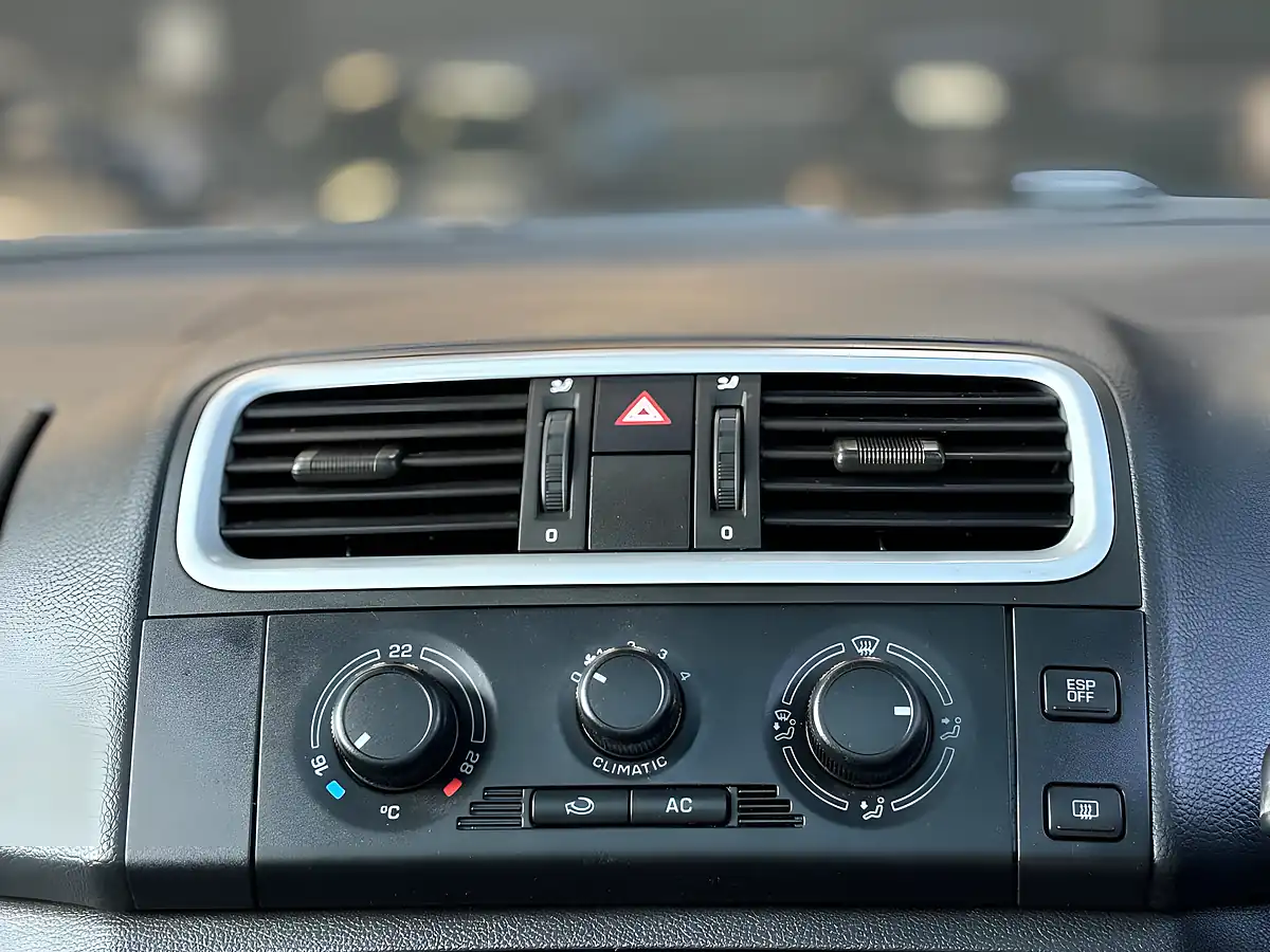 Used 2010 Skoda Roomster Se Blue - Interior and Exterior details 14