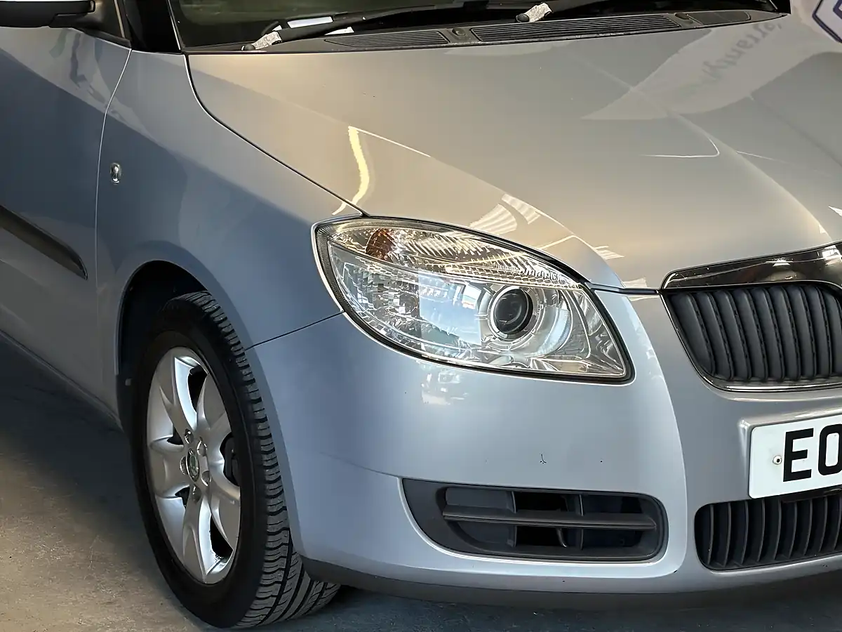 Used 2010 Skoda Roomster Se Blue - Interior and Exterior details 6