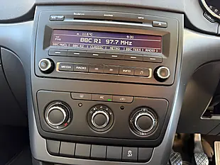 Used 2010 Skoda Yeti S Blue - Interior and Exterior details 9