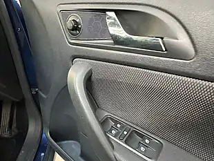 Used 2010 Skoda Yeti Se Blue - Interior and Exterior details 13