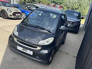 Used 2010 Smart Fortwo Pulse Black - Interior and Exterior details 3