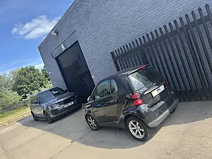 Used 2010 Smart Fortwo Pulse Black - Interior and Exterior details 4