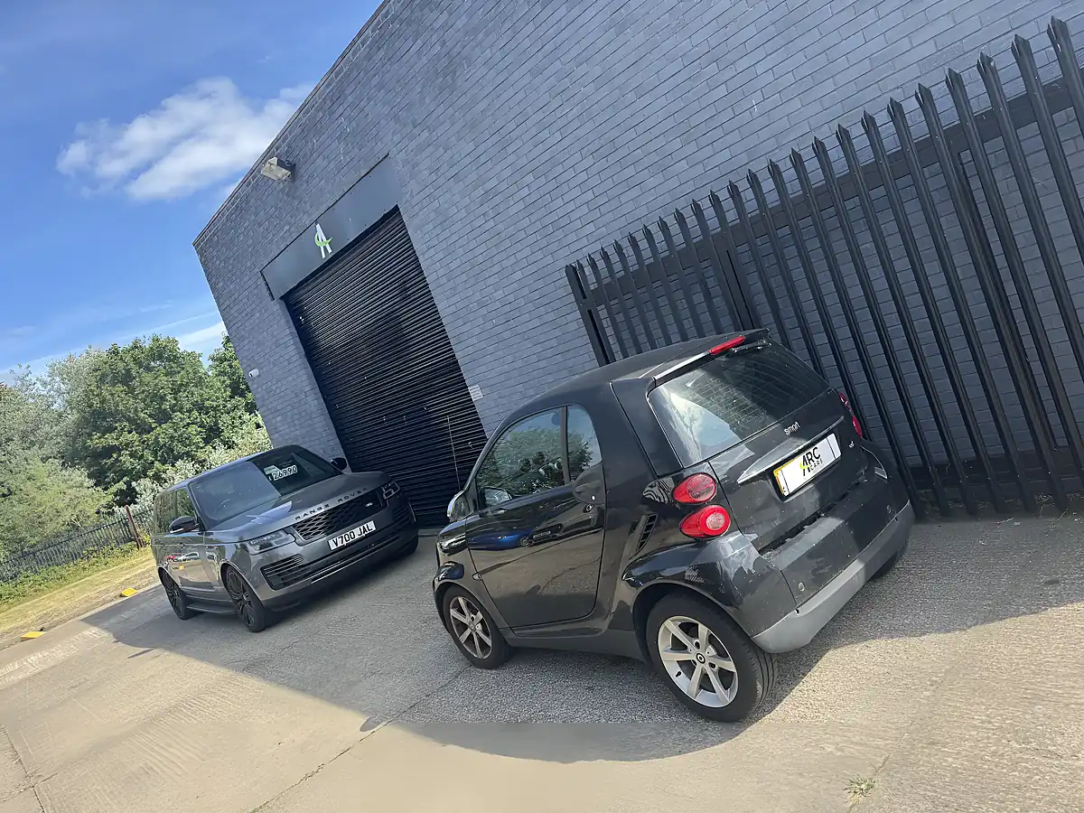 Used 2010 Smart Fortwo Pulse Black - Interior and Exterior details 4