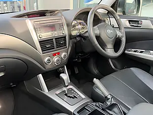Used 2010 Subaru Forester Xs Silver - Interior and Exterior details 3