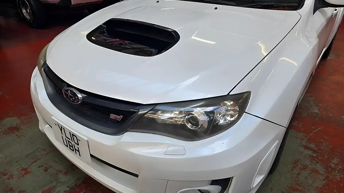 Used 2010 Subaru Impreza Wrx Sti White - Interior and Exterior details 16
