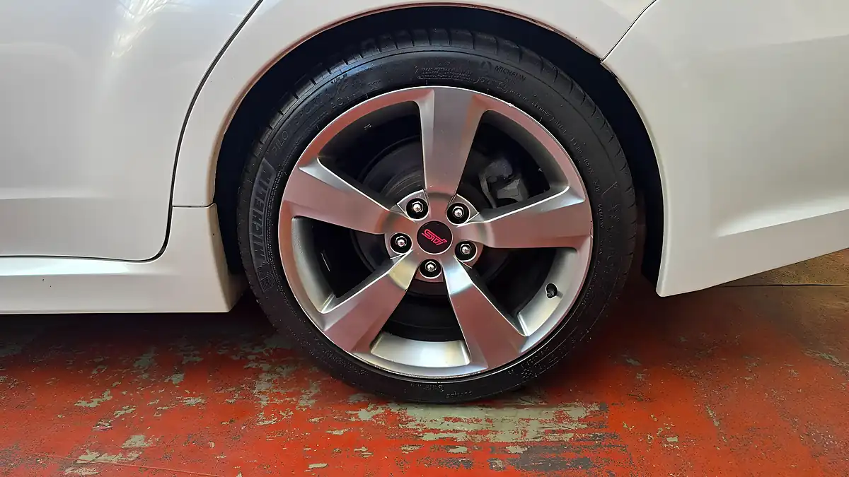 Used 2010 Subaru Impreza Wrx Sti White - Interior and Exterior details 20