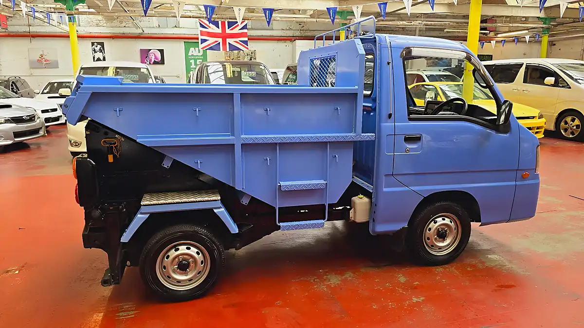 Used 2010 Subaru Sambar Tipper Blue - Interior and Exterior details 6