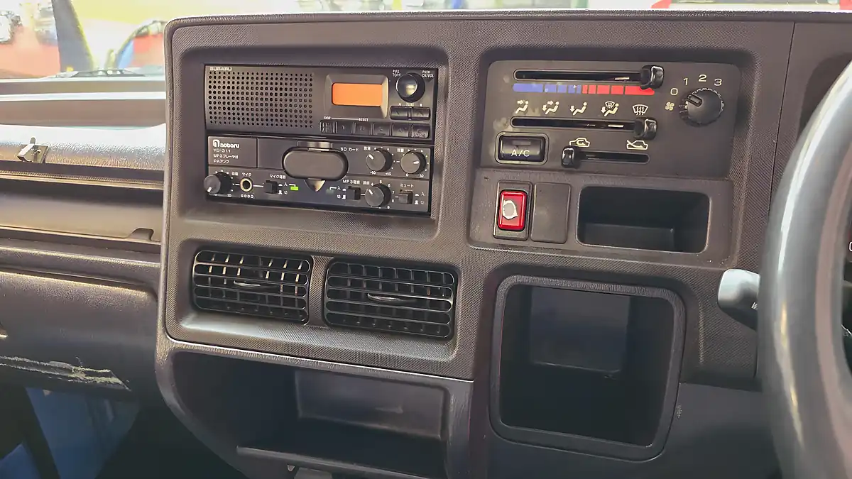 Used 2010 Subaru Sambar Tipper Blue - Interior and Exterior details 9