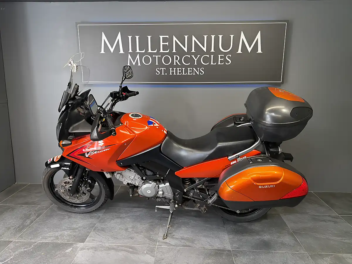 Used 2010 Suzuki Dl 650 AL0 Orange - Interior and Exterior details 11