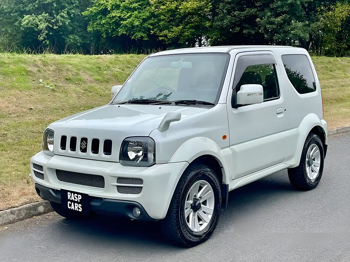 Used 2010 Suzuki Jimny X Adventure Salomon 40th Anniversary Edition White - Interior and Exterior details 8
