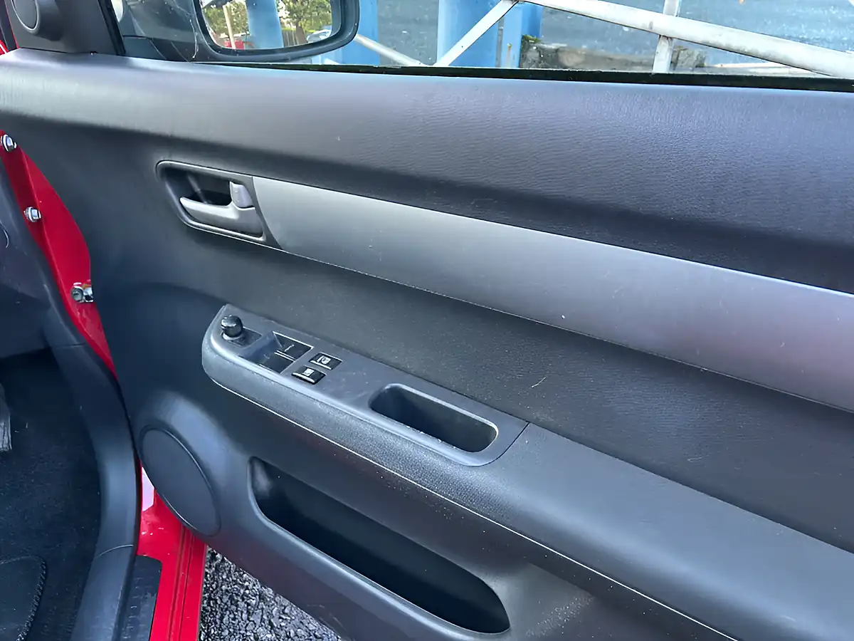 Used 2010 Suzuki Swift SZ3 Red - Interior and Exterior details 18