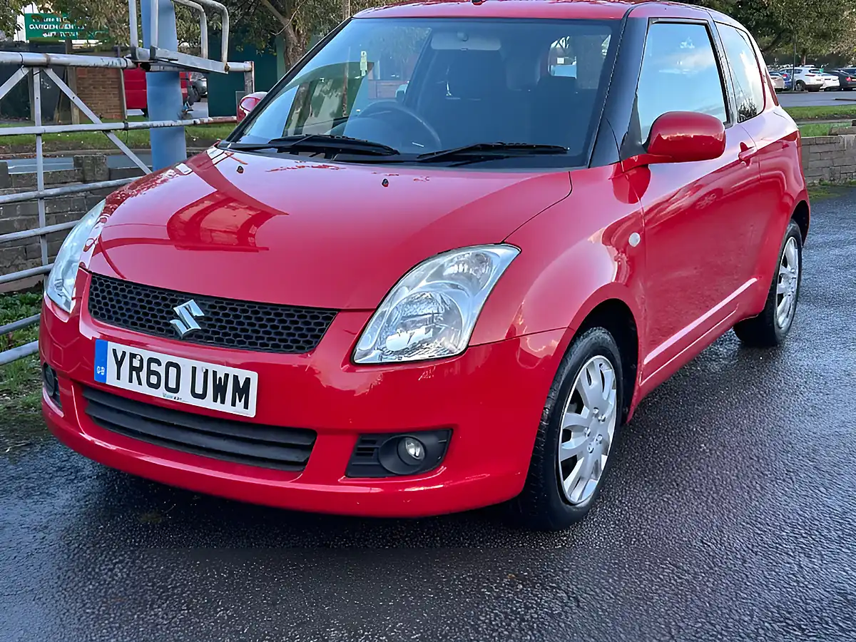 Used 2010 Suzuki Swift SZ3 Red - Interior and Exterior details 2