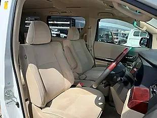Used 2010 Toyota Alphard G (7 Seater) White - Interior and Exterior details 14