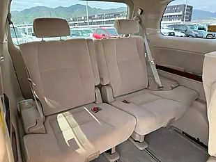 Used 2010 Toyota Alphard G (7 Seater) White - Interior and Exterior details 15