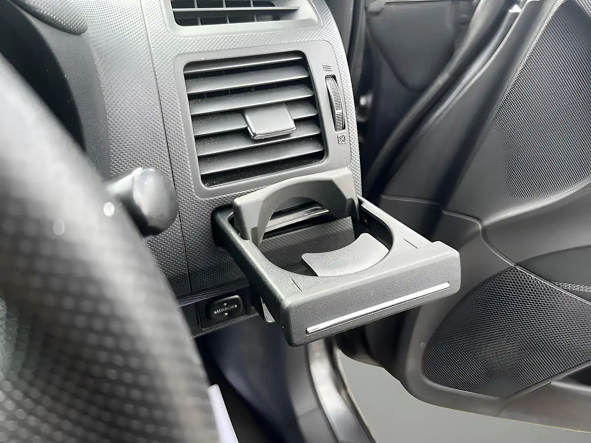 Used 2010 Toyota Auris Tr Grey - Interior and Exterior details 18