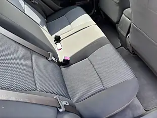 Used 2010 Toyota Auris Tr Silver - Interior and Exterior details 10