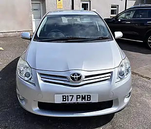 Used 2010 Toyota Auris Tr Silver - Interior and Exterior details 4