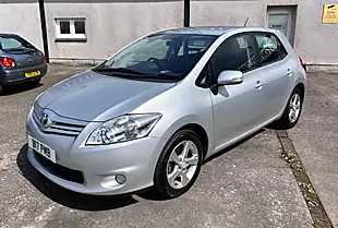 Used 2010 Toyota Auris Tr Silver - Interior and Exterior details 5