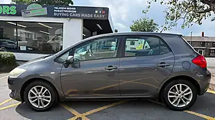 Used 2010 Toyota Auris V-Matic Tr Grey - Interior and Exterior details 11