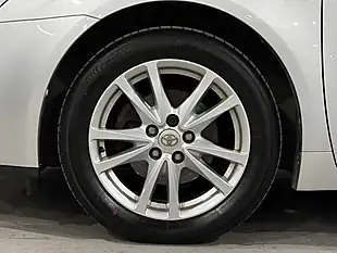 Used 2010 Toyota Avensis Tr Silver - Interior and Exterior details 12
