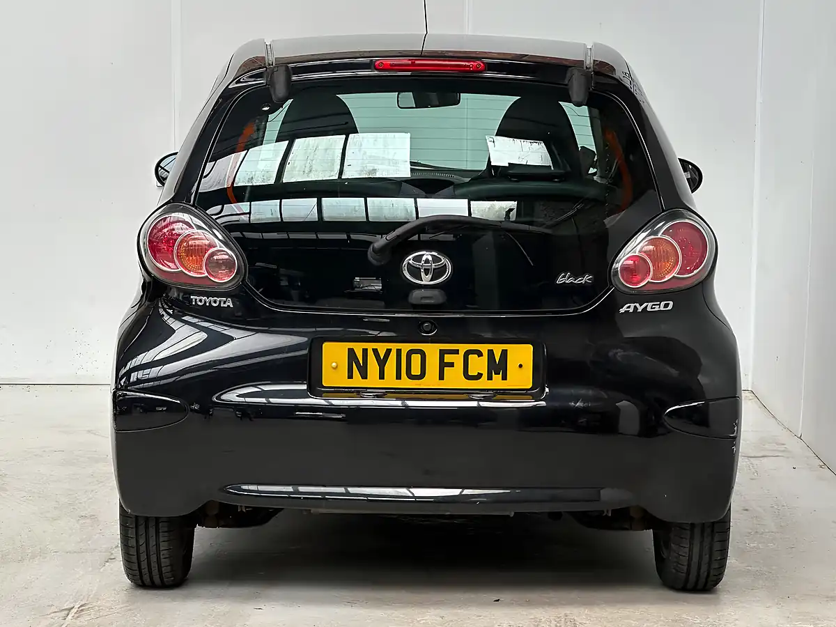 Used 2010 Toyota Aygo Black Euro 4 5dr (ac) Black - Interior and Exterior details 5