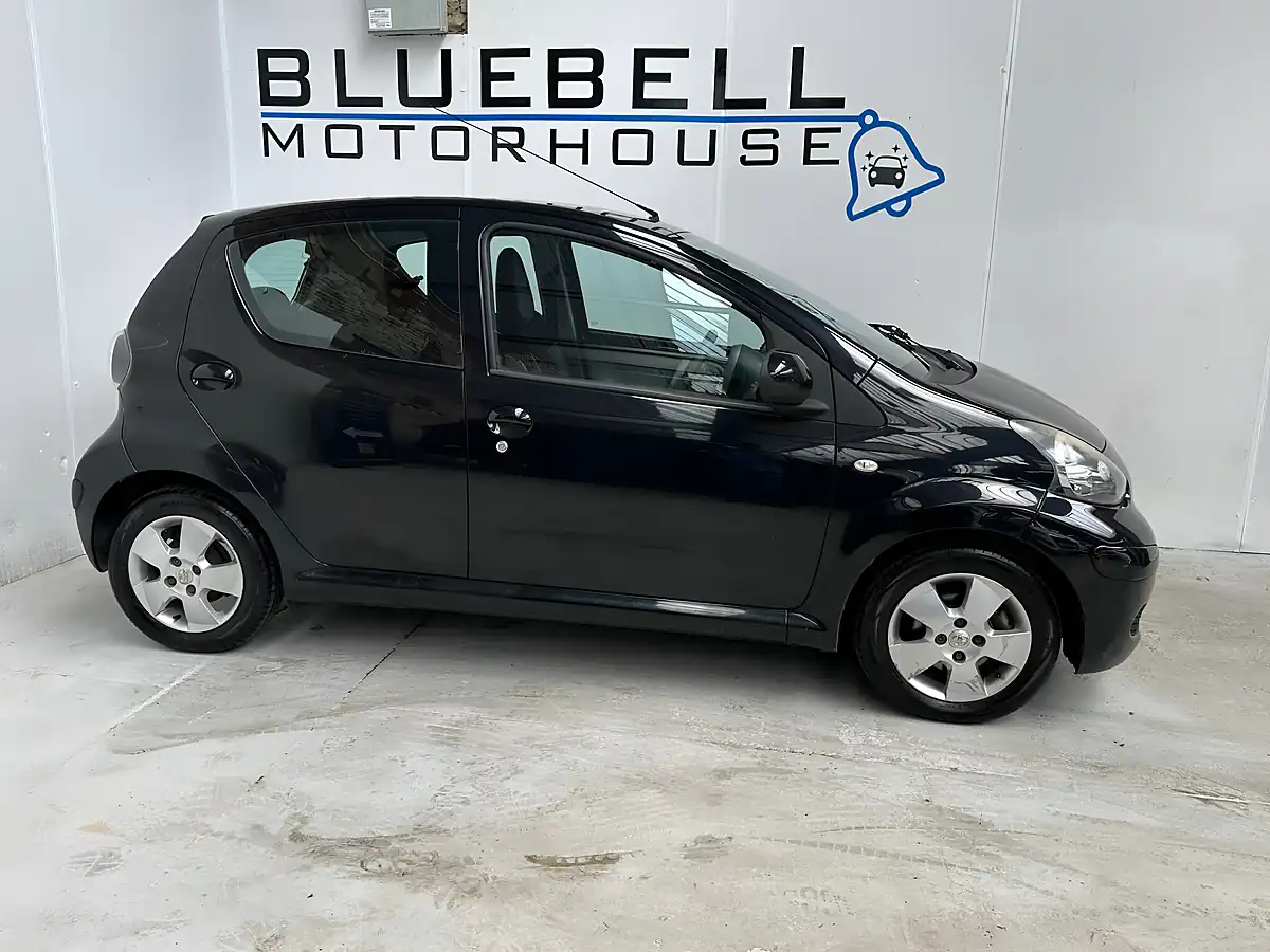 Used 2010 Toyota Aygo Black Euro 4 5dr (ac) Black - Interior and Exterior details 7