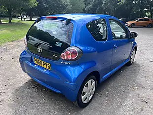 Used 2010 Toyota Aygo Blue Blue - Interior and Exterior details 5