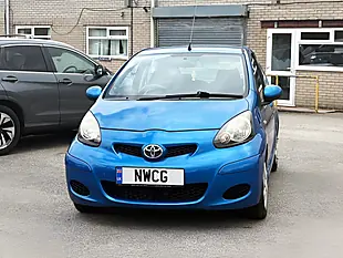 Used 2010 Toyota Aygo Blue Blue - Interior and Exterior details 2