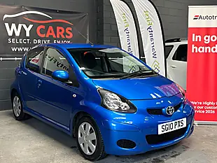 Used 2010 Toyota Aygo Blue Blue - Interior and Exterior details 7