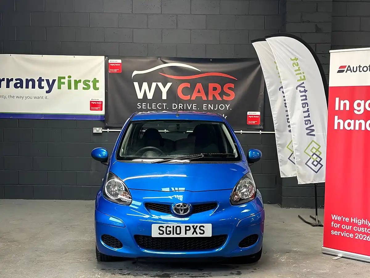 Used 2010 Toyota Aygo Blue Blue - Interior and Exterior details 8