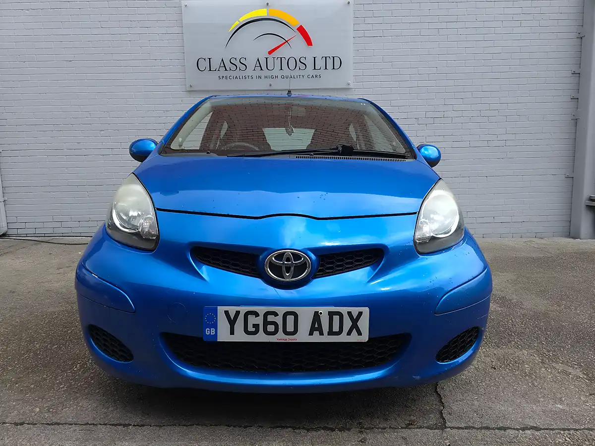 Used 2010 Toyota Aygo Blue Multimode Blue - Interior and Exterior details 2