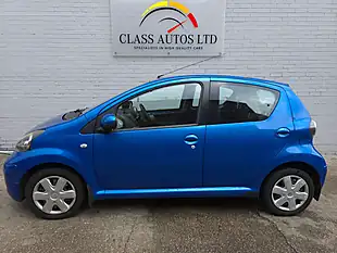 Used 2010 Toyota Aygo Blue Multimode Blue - Interior and Exterior details 4