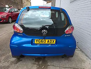 Used 2010 Toyota Aygo Blue Multimode Blue - Interior and Exterior details 6
