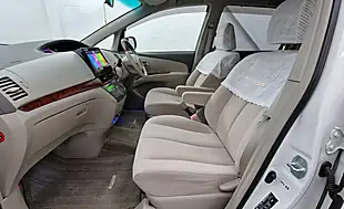 Used 2010 Toyota Estima Aeras White - Interior and Exterior details 8