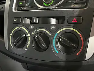 Used 2010 Toyota Hi-Lux HL3 Black - Interior and Exterior details 16