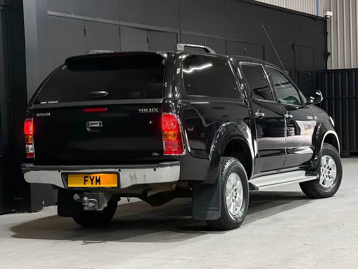 Used 2010 Toyota Hi-Lux HL3 Black - Interior and Exterior details 20