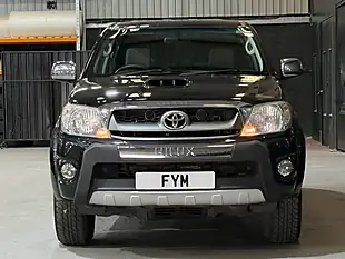 Used 2010 Toyota Hi-Lux HL3 Black - Interior and Exterior details 7